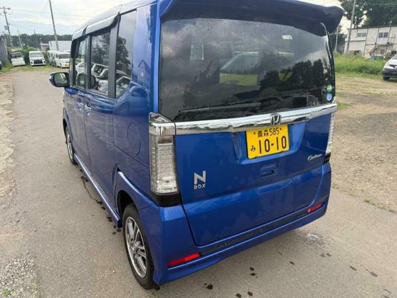 N BOX CUSTOM