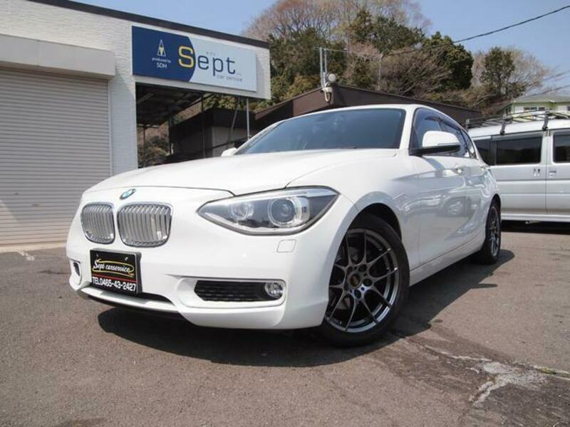 BMW 1 SERIES