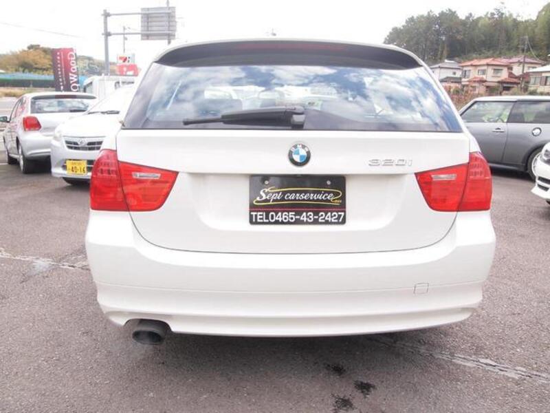 3 SERIES