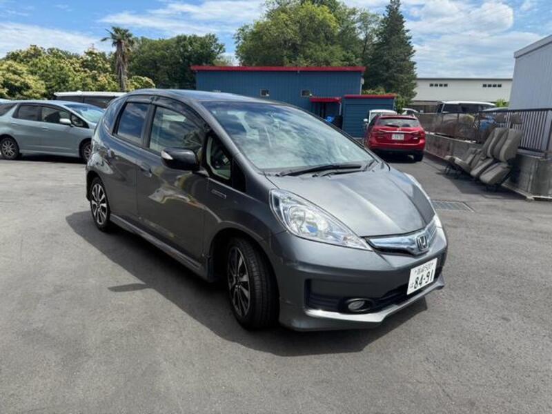 FIT HYBRID