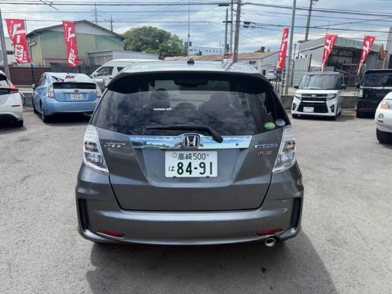 FIT HYBRID