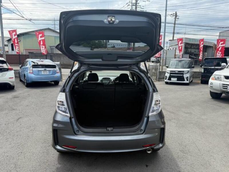 FIT HYBRID