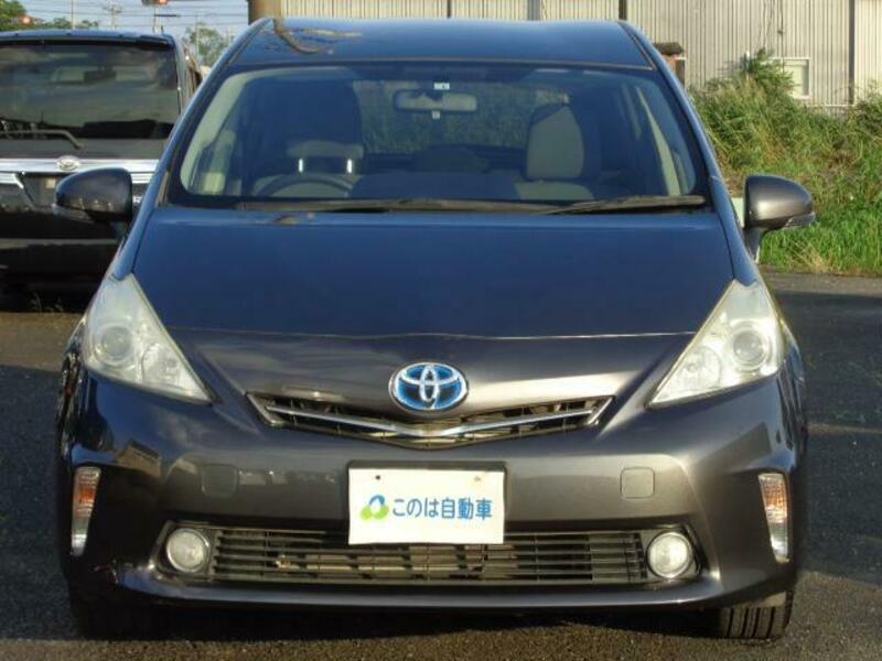 PRIUS ALPHA