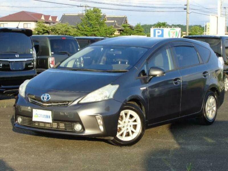 TOYOTA PRIUS ALPHA