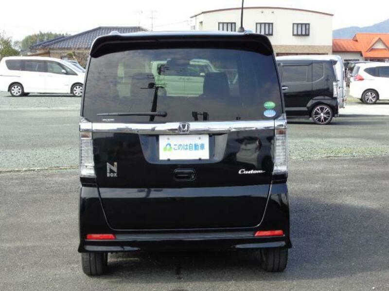 N BOX CUSTOM