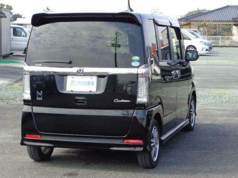 N BOX CUSTOM