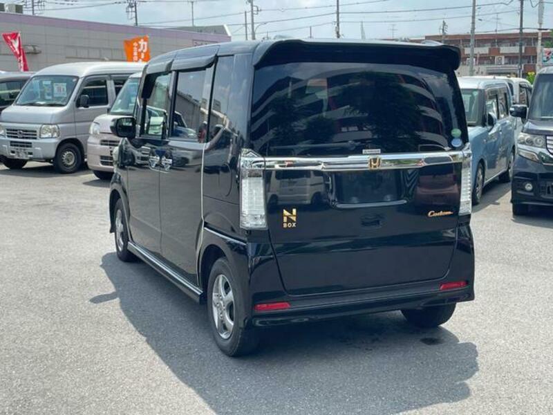N BOX CUSTOM