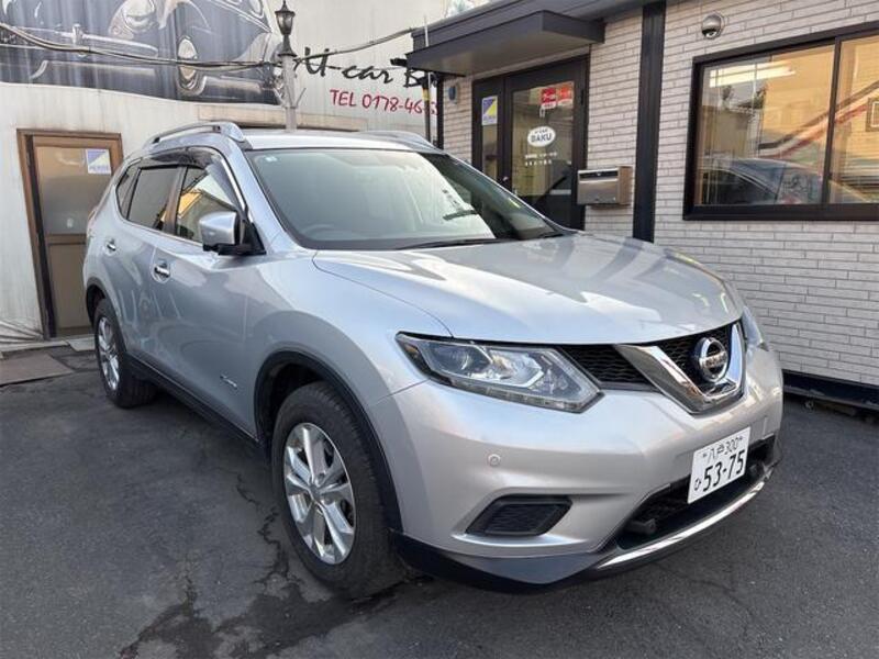 X-TRAIL
