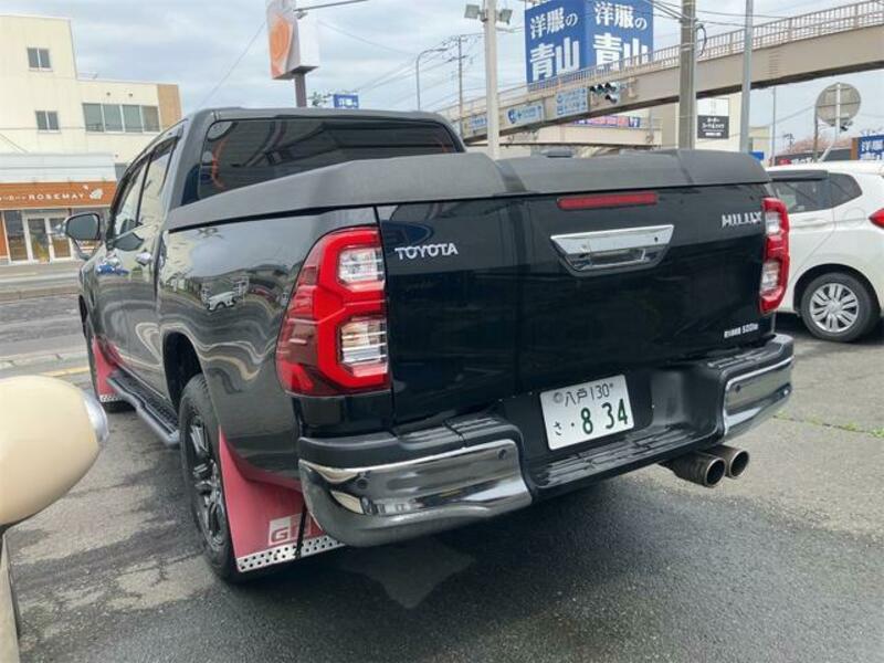 HILUX