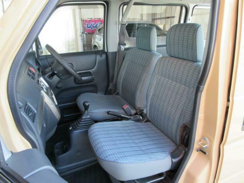 ACTY VAN