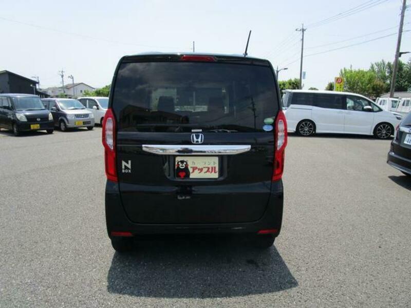 N BOX