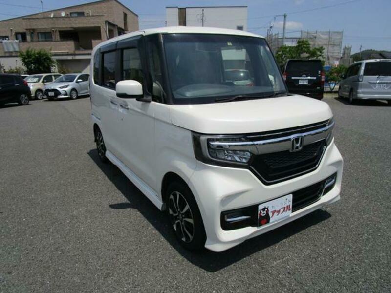 N BOX CUSTOM