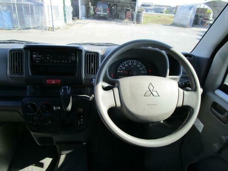 MINICAB VAN
