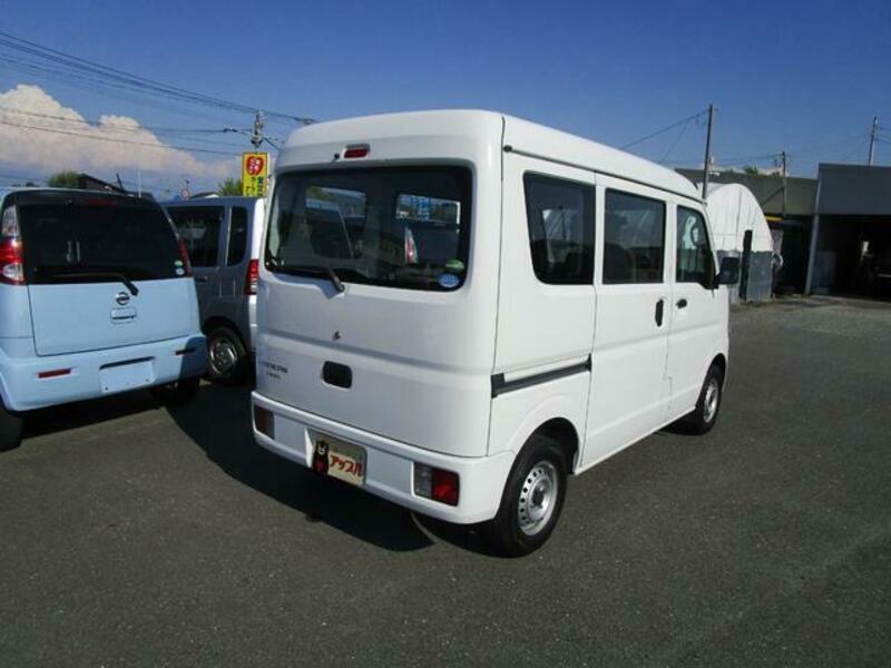 MINICAB VAN