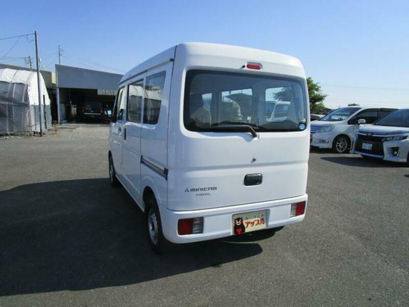 MINICAB VAN