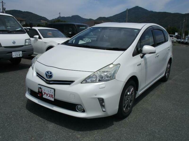 PRIUS ALPHA