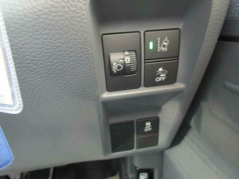 N-VAN
