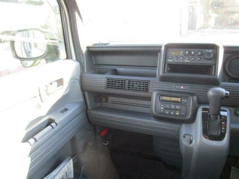 N-VAN