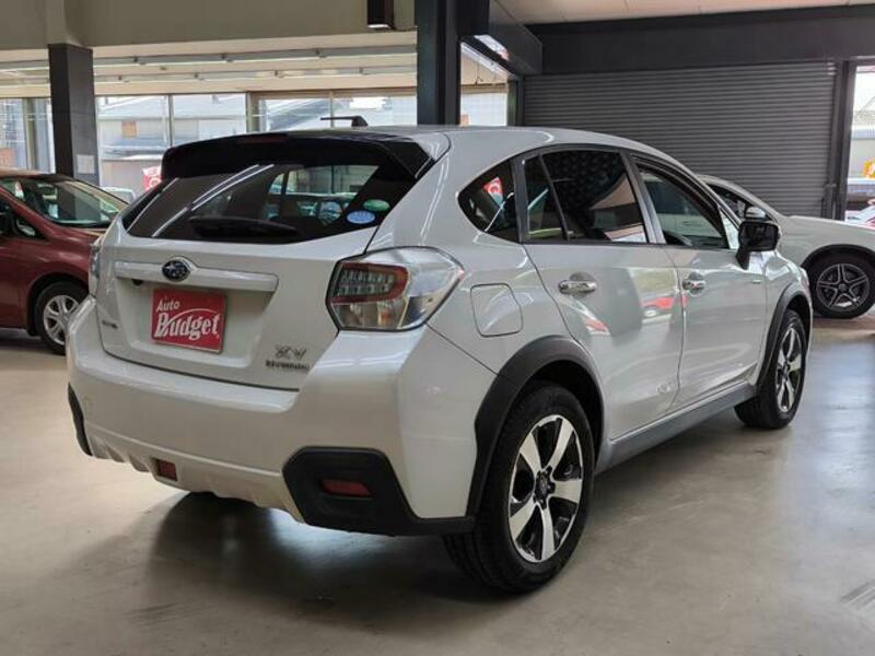 XV HYBRID