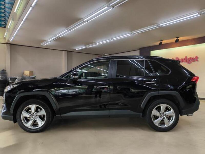 RAV4
