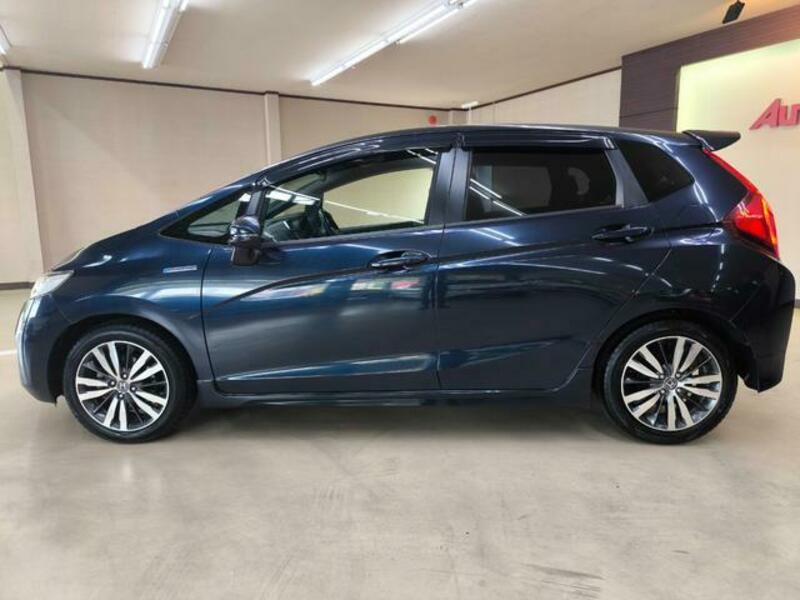 FIT HYBRID