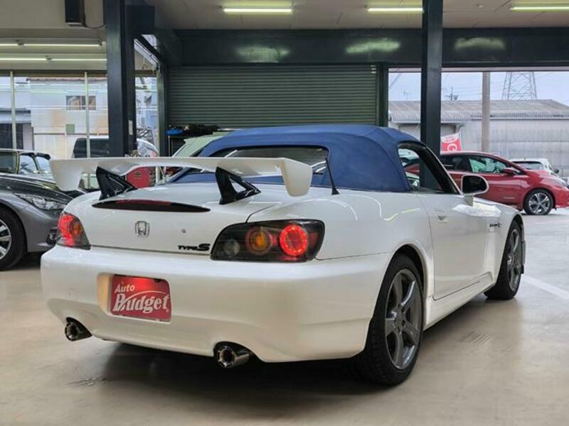 S2000