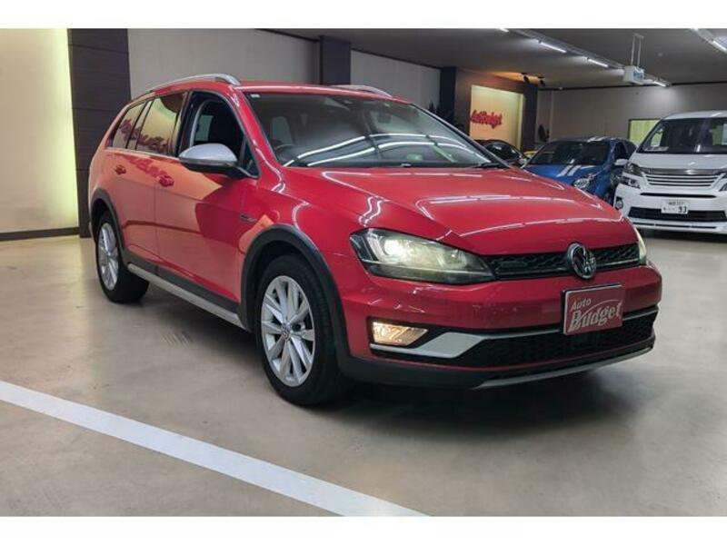 GOLF ALLTRACK