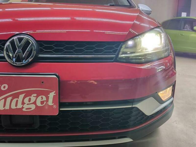 GOLF ALLTRACK