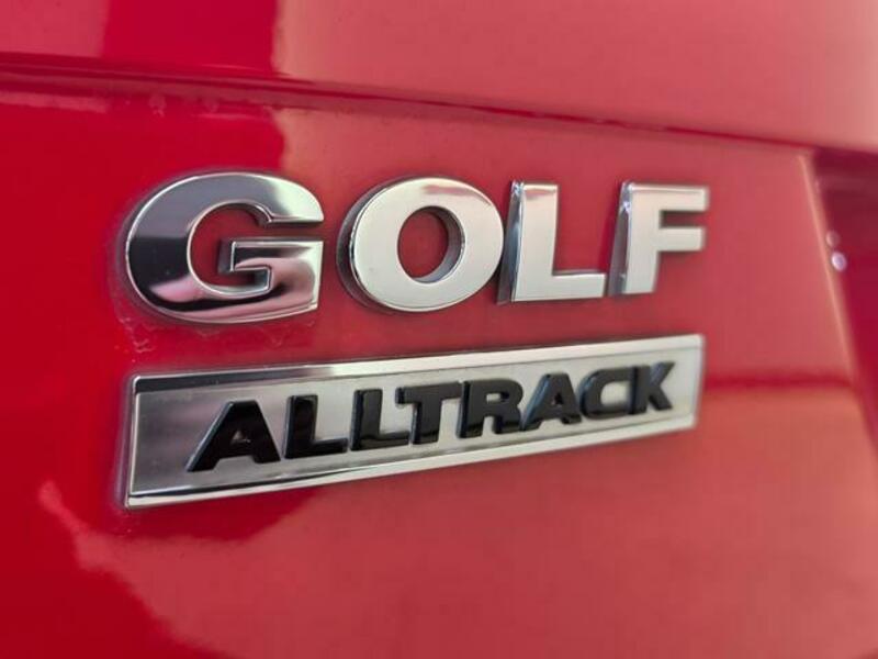 GOLF ALLTRACK