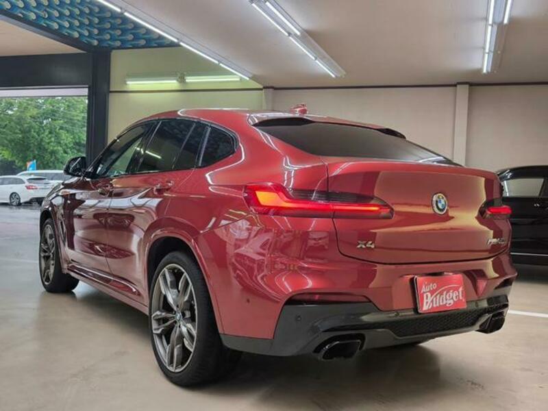 X4