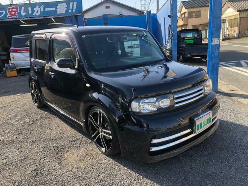 NISSAN CUBE