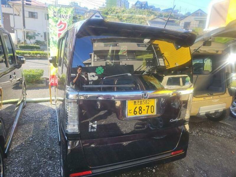 N BOX CUSTOM