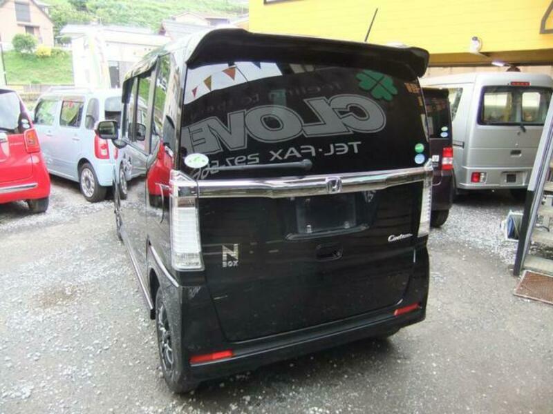 N BOX CUSTOM