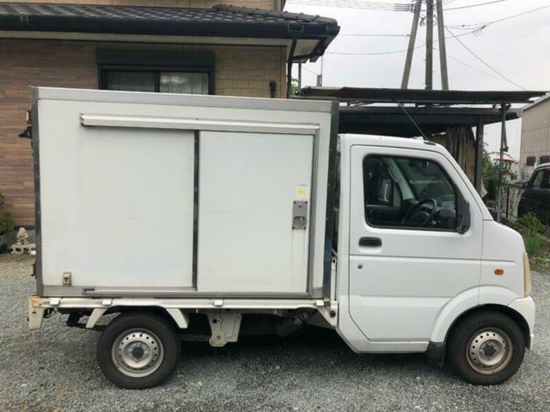 CARRY TRUCK