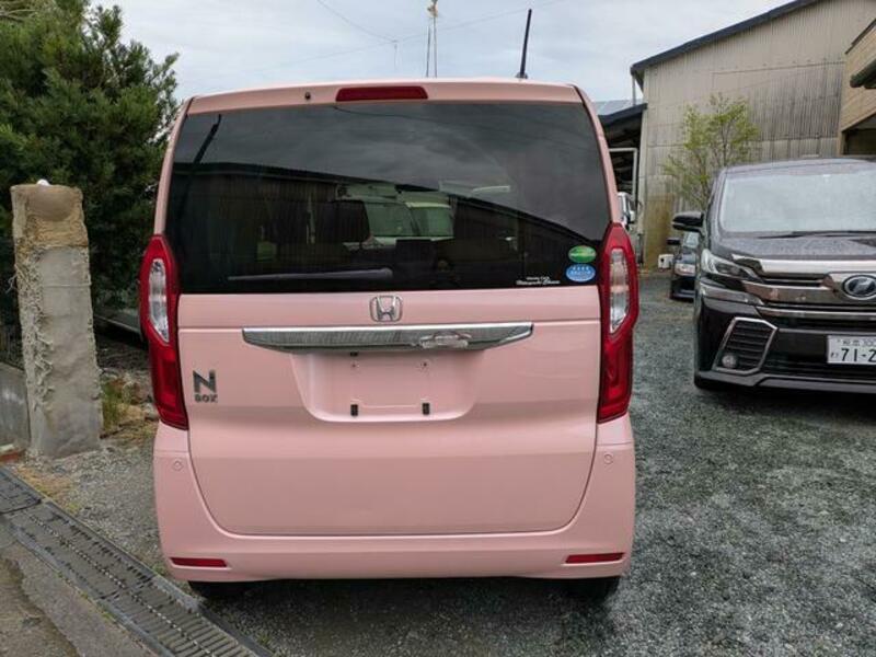 N BOX
