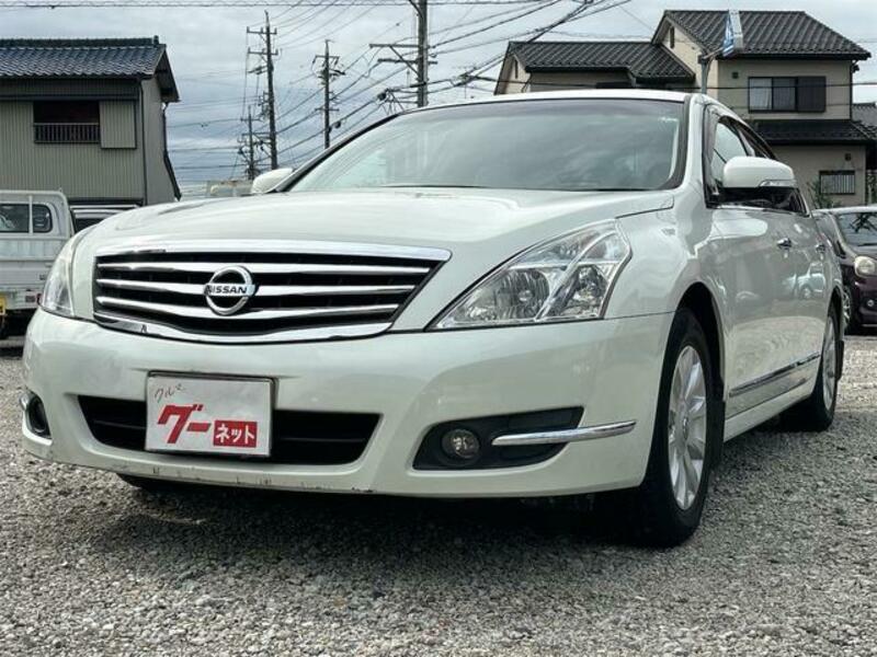 NISSAN TEANA