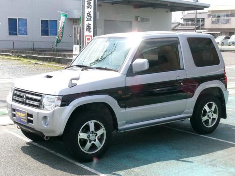 PAJERO MINI