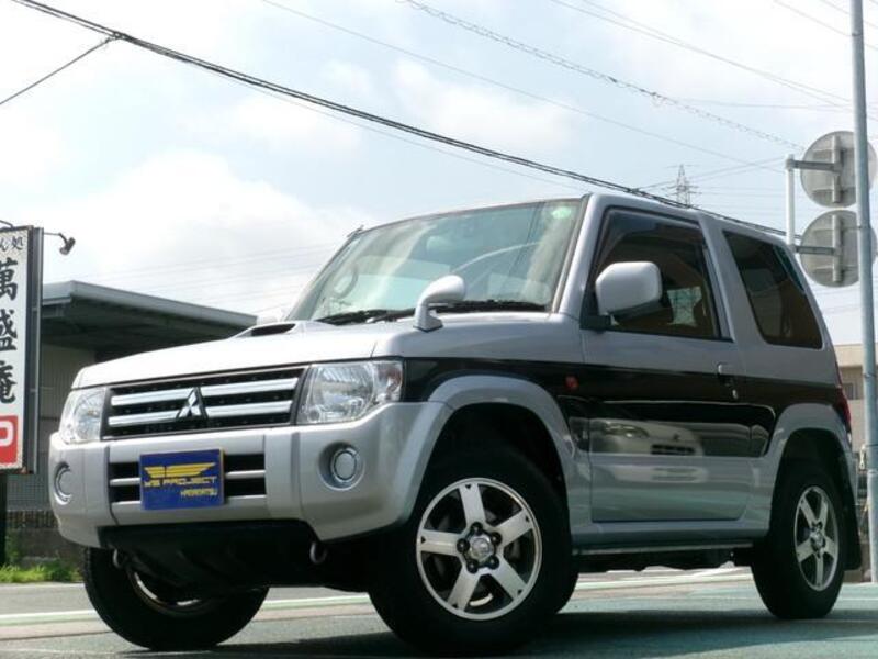 MITSUBISHI PAJERO MINI