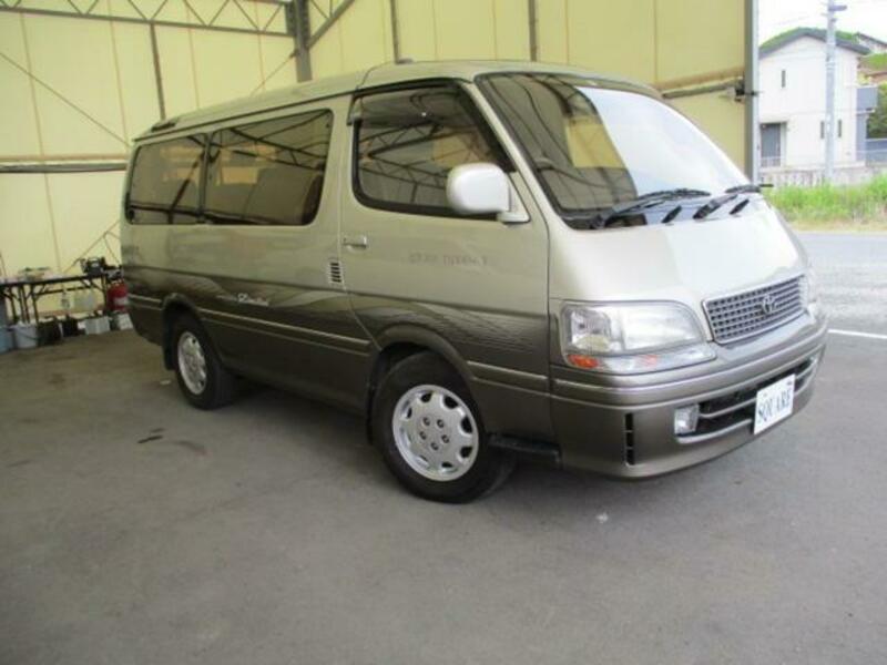 TOYOTA HIACE WAGON