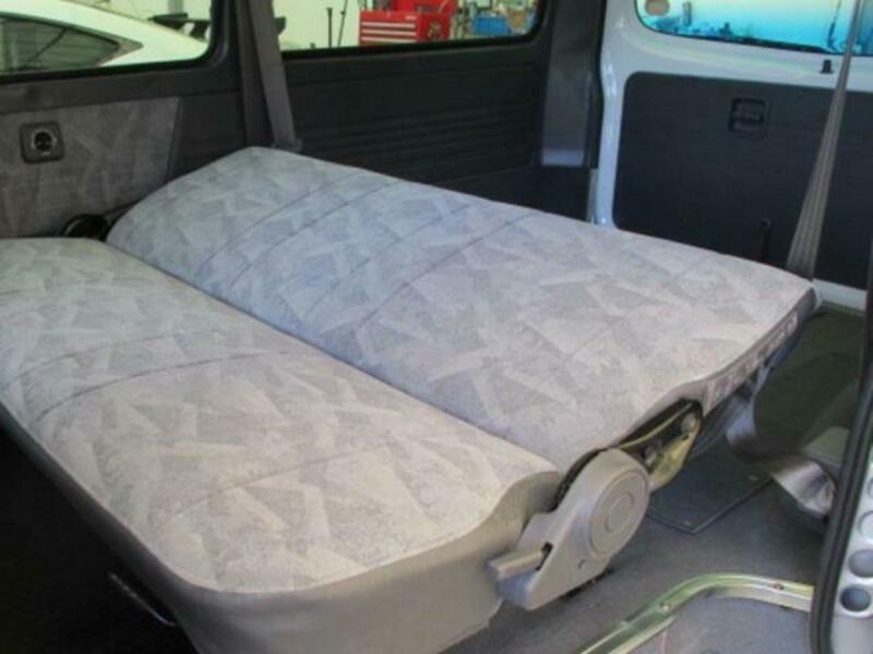 BONGO VAN