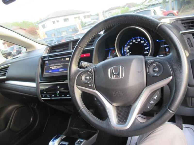 FIT HYBRID