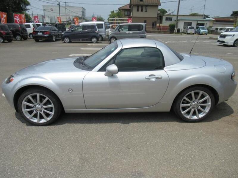 ROADSTER