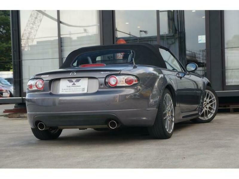 ROADSTER