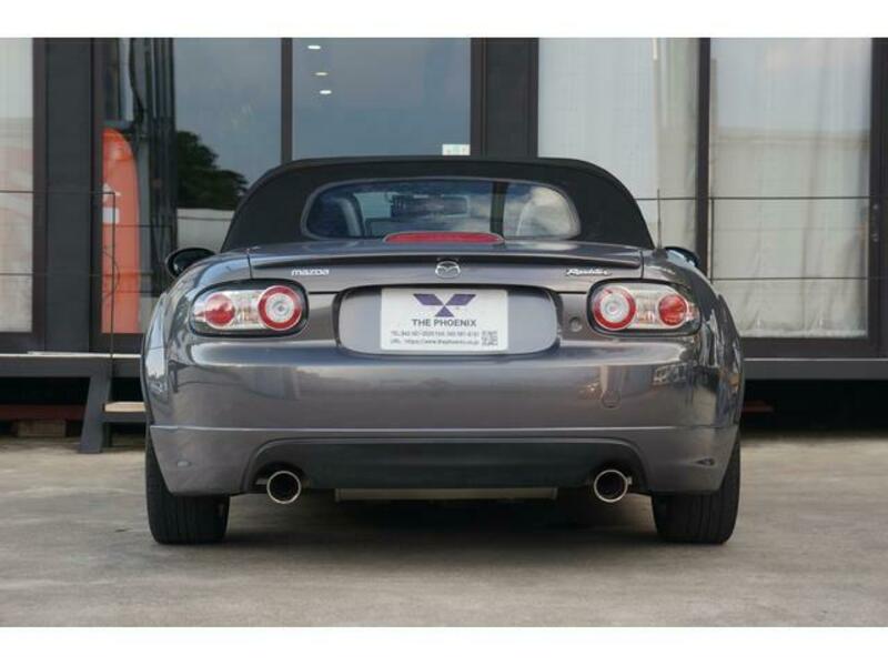 ROADSTER