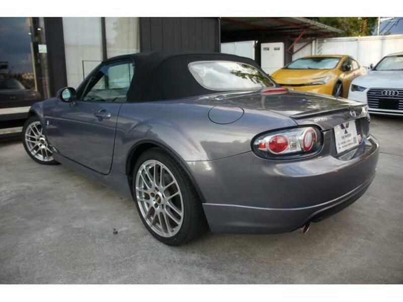 ROADSTER