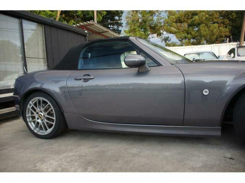 ROADSTER
