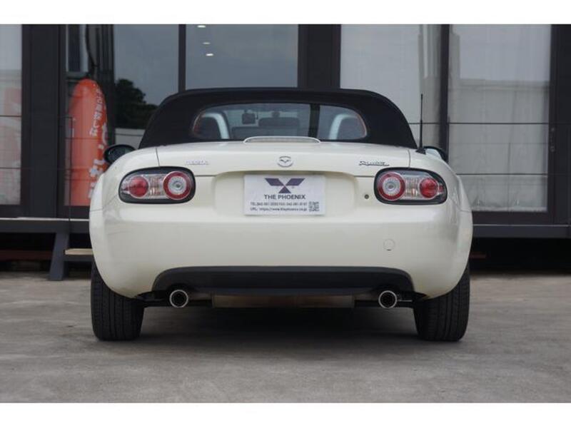 ROADSTER
