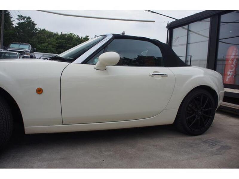 ROADSTER