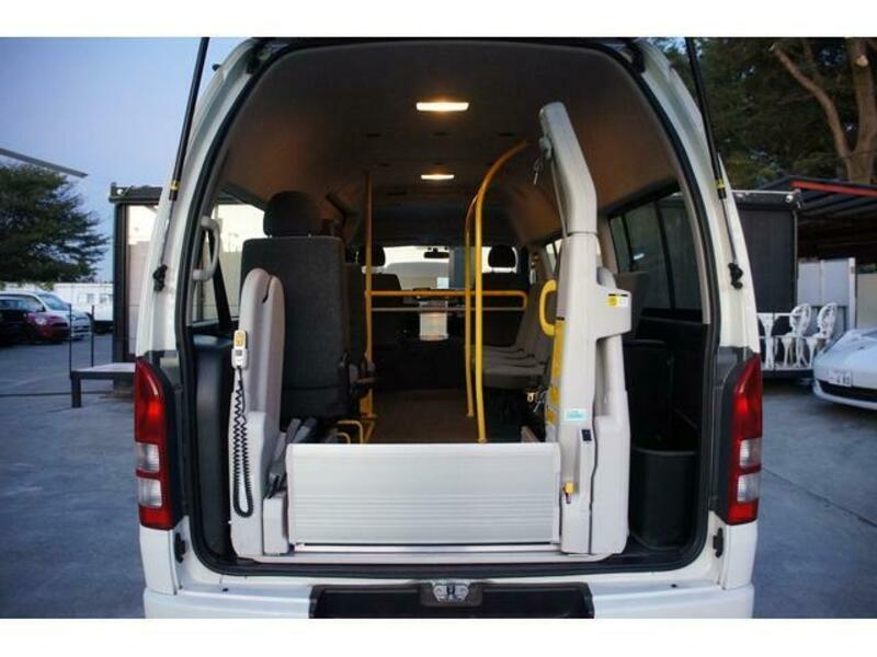 HIACE WAGON