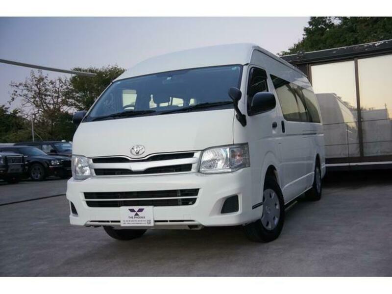 TOYOTA HIACE WAGON